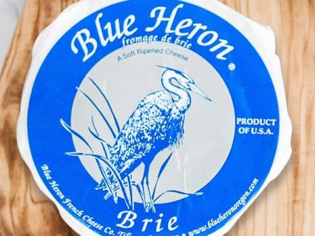 Blue Heron Brie: Traditional 8oz Fashion